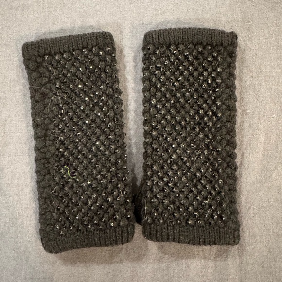 Black Rhinestone Mittens - Picture 1 of 2